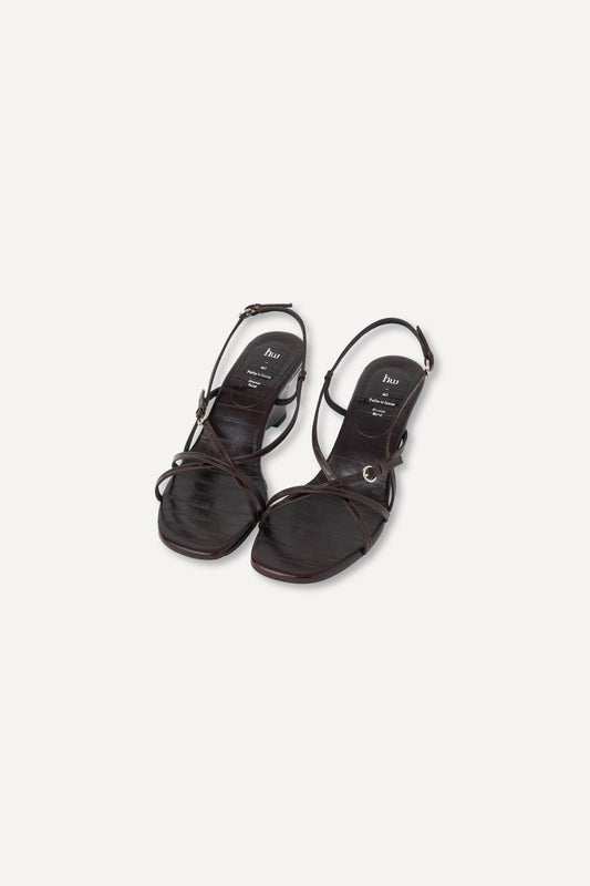color_brown