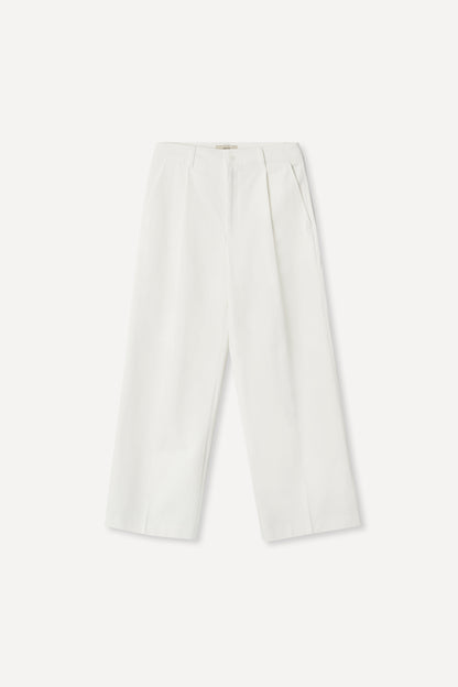 color_ivory
