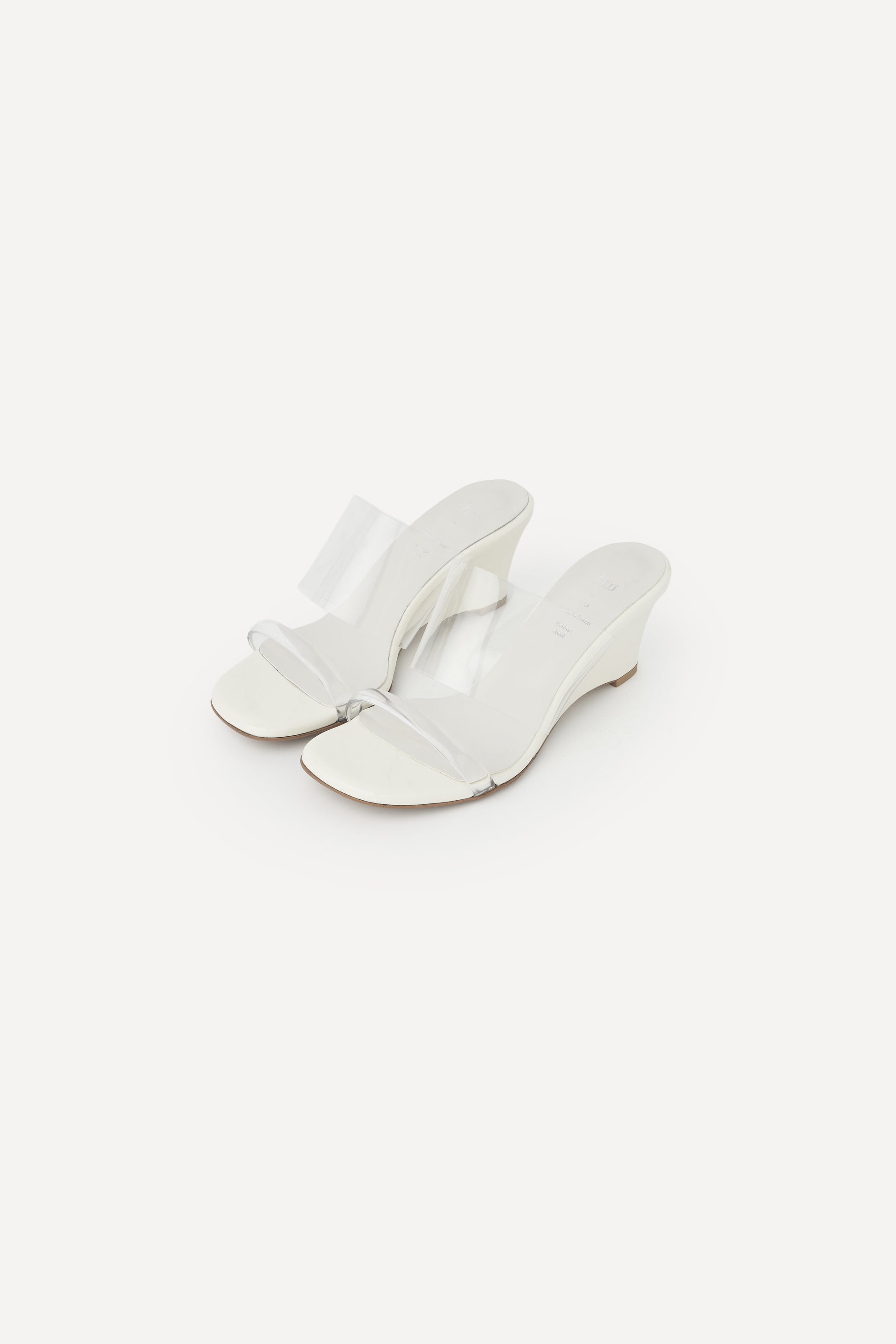 color_ivory