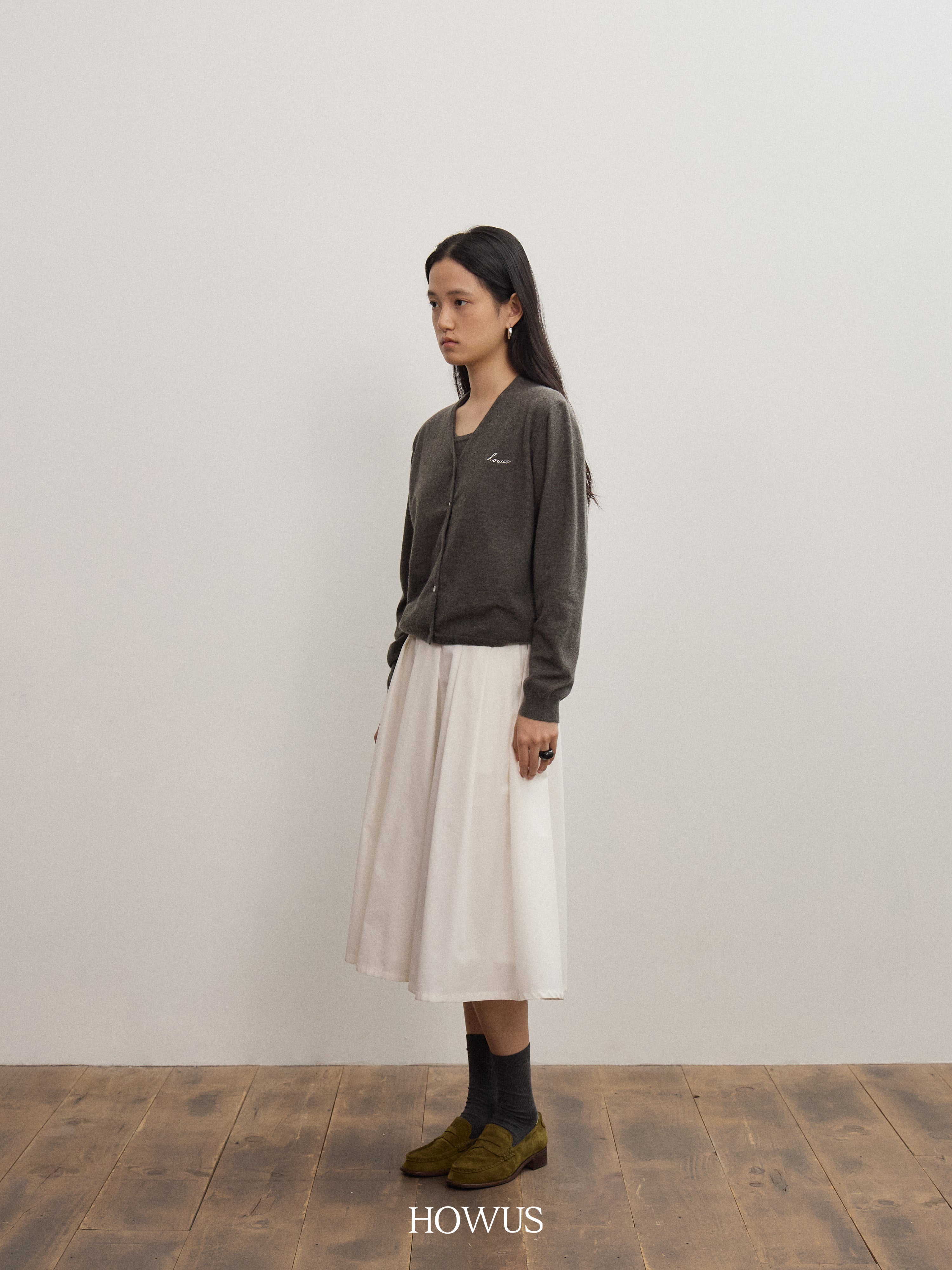 color_khaki