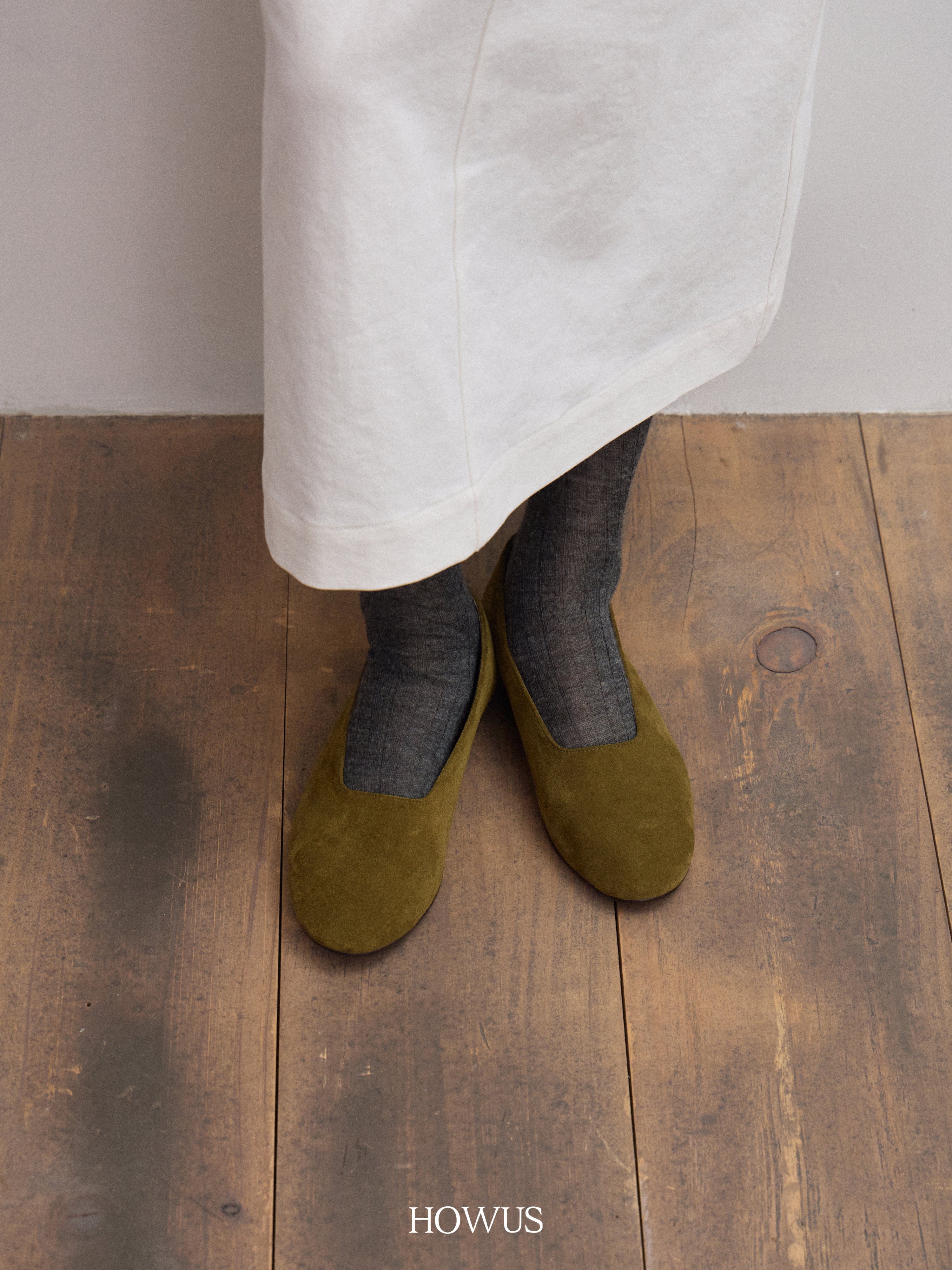 color_khaki