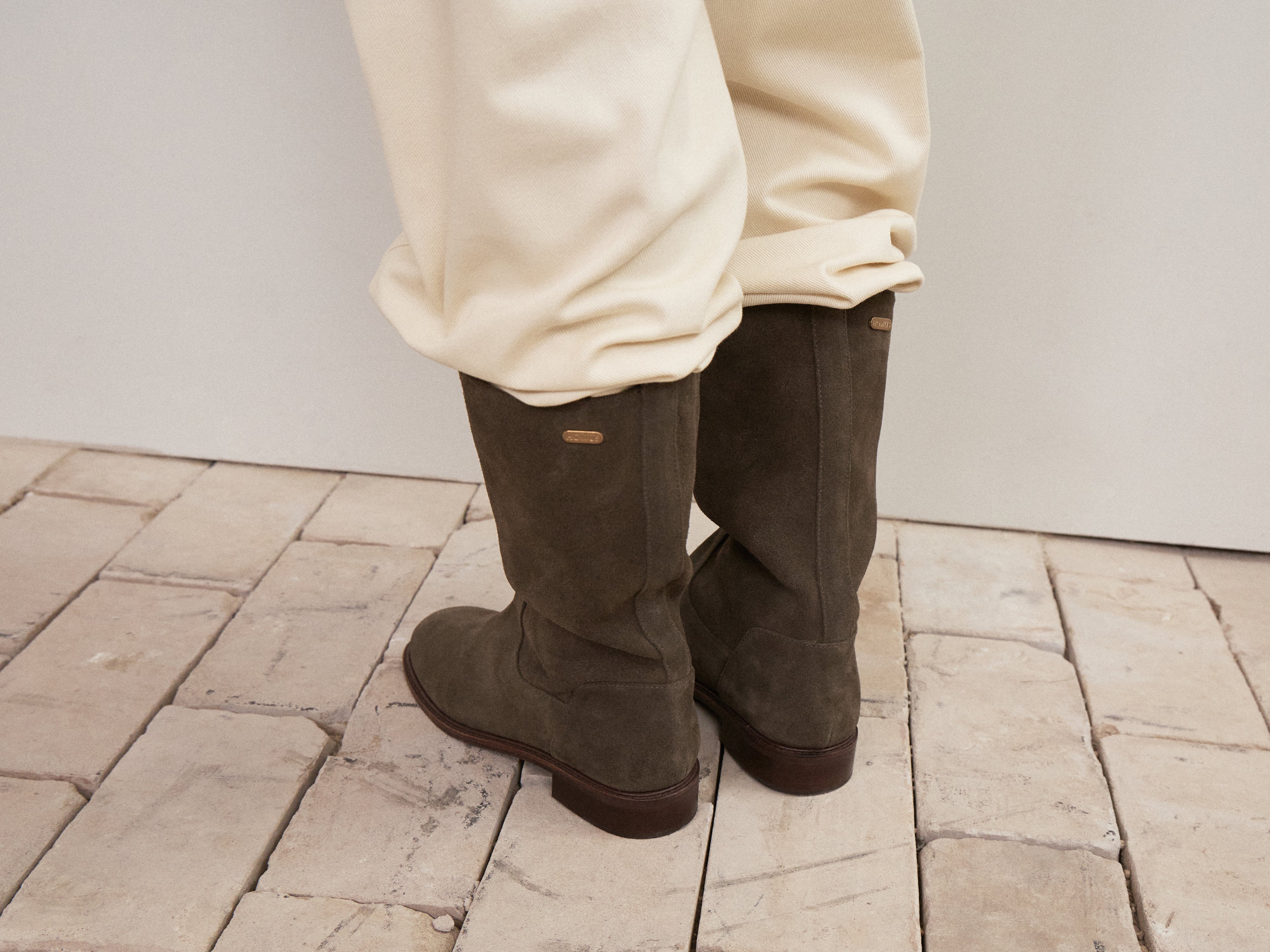 color_olive
