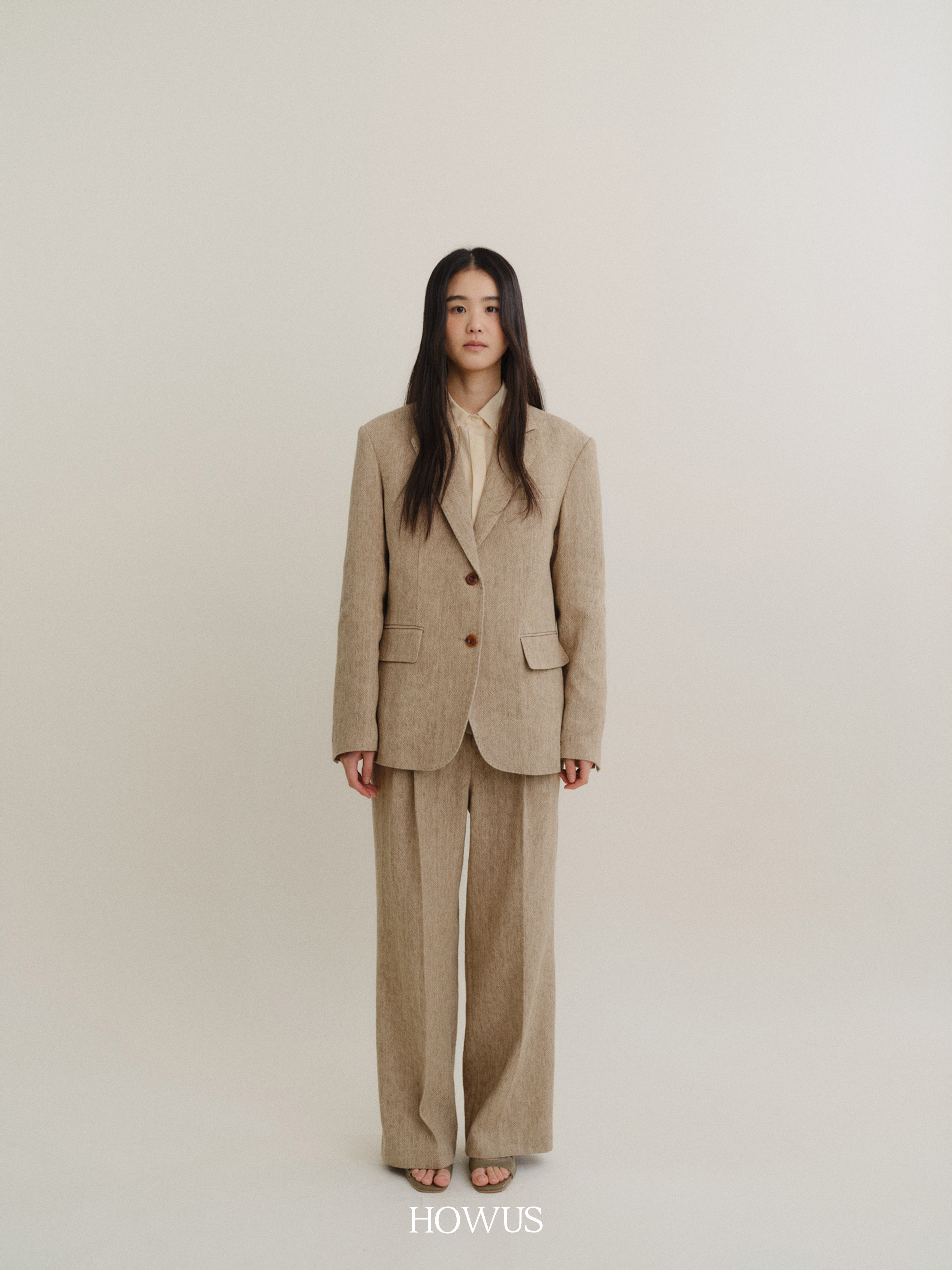 color_khaki
