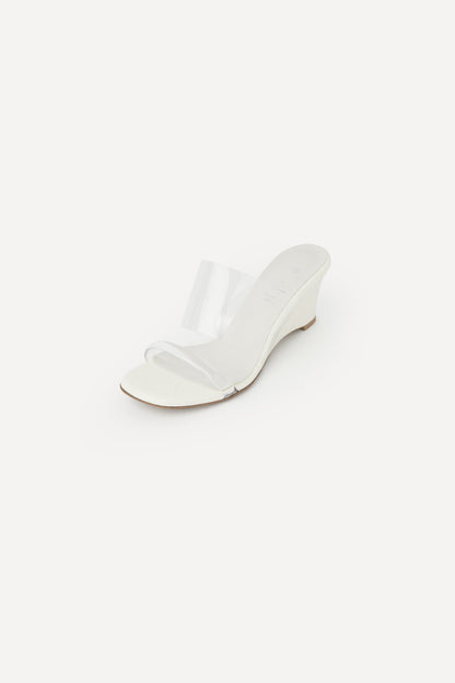 color_ivory