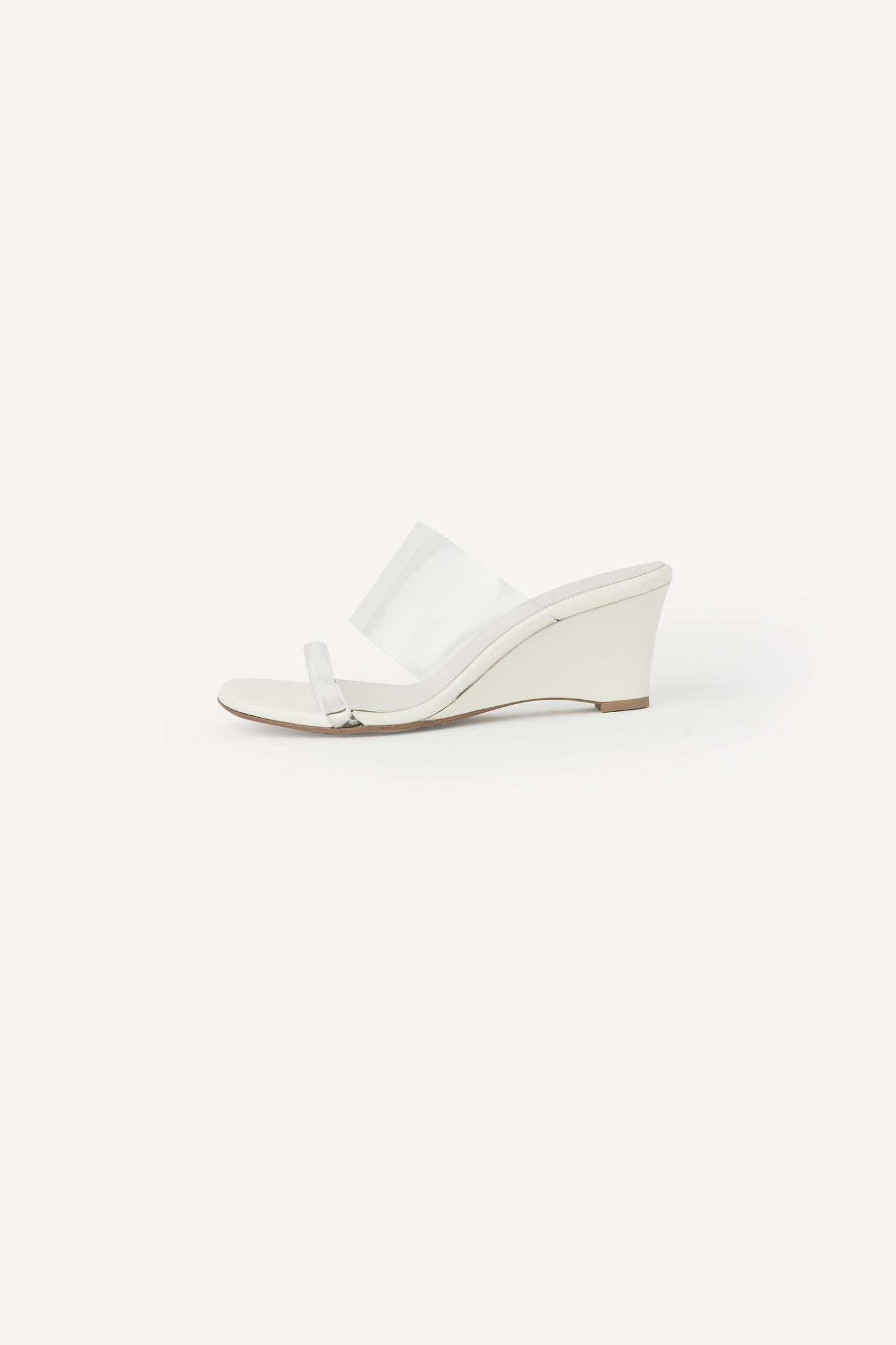 color_ivory