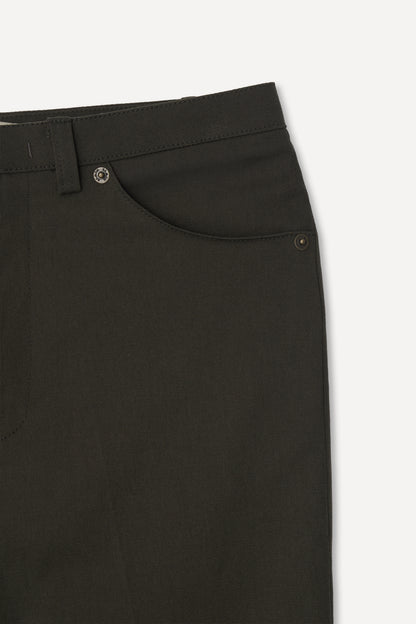 color_khaki