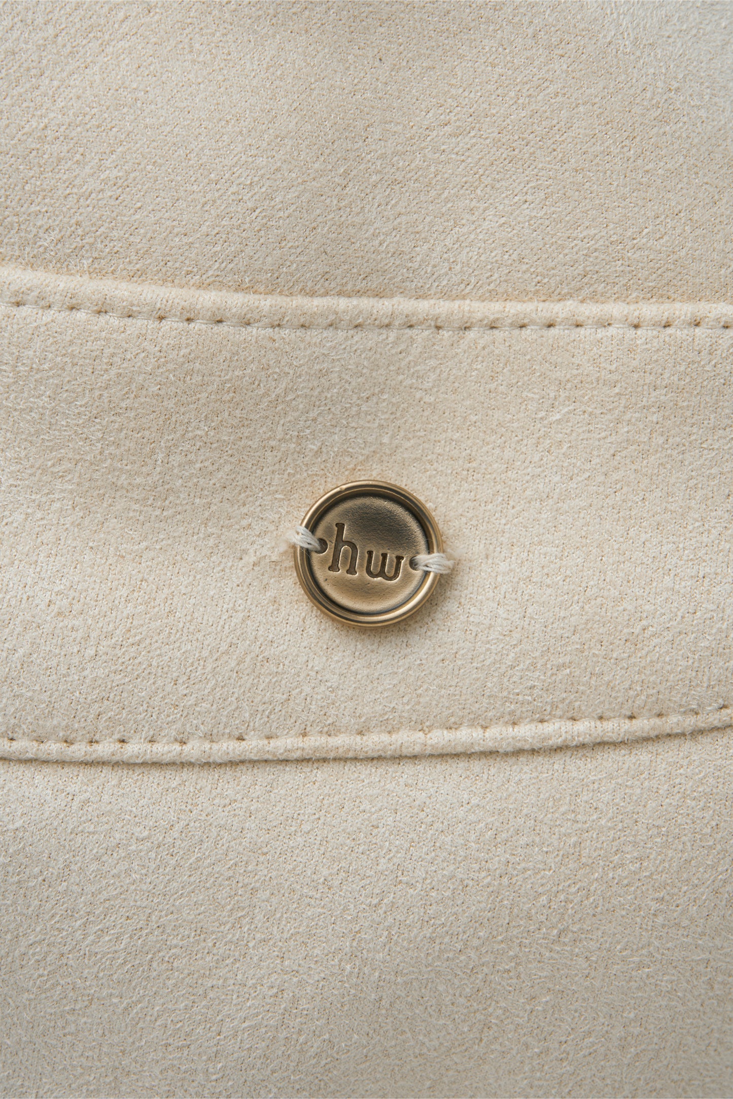 color_ivory