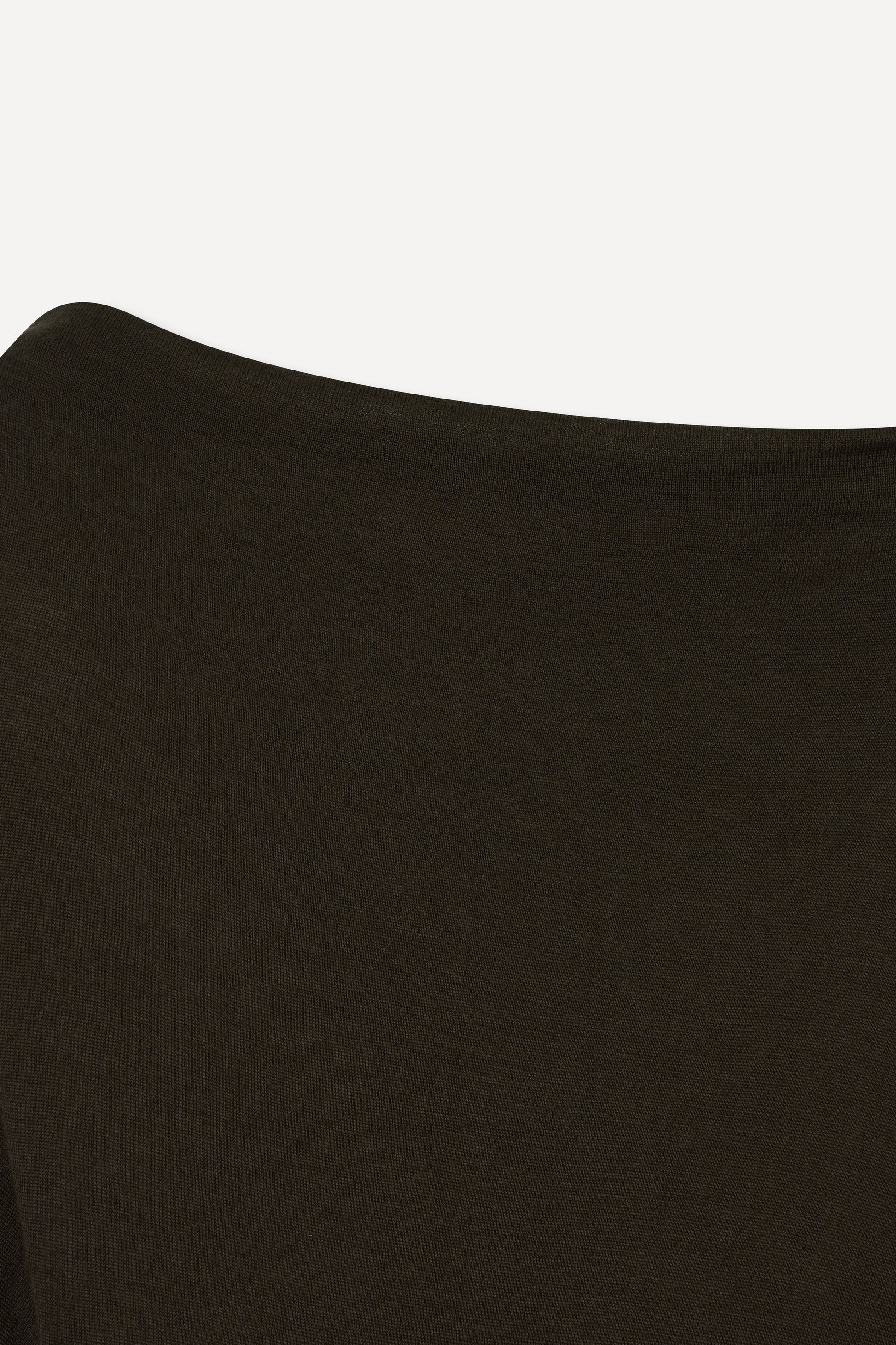 color_brown