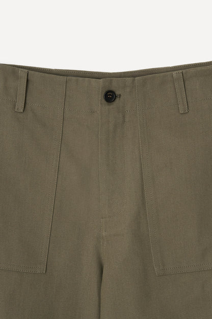 color_khaki