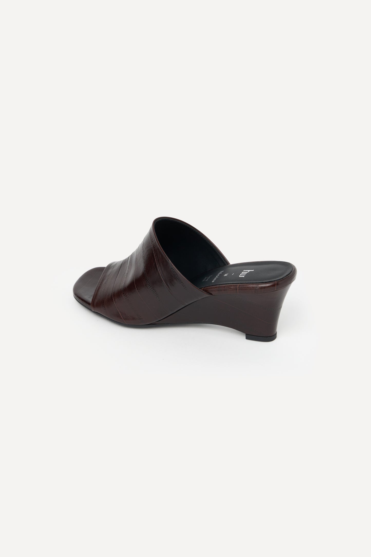 color_brown