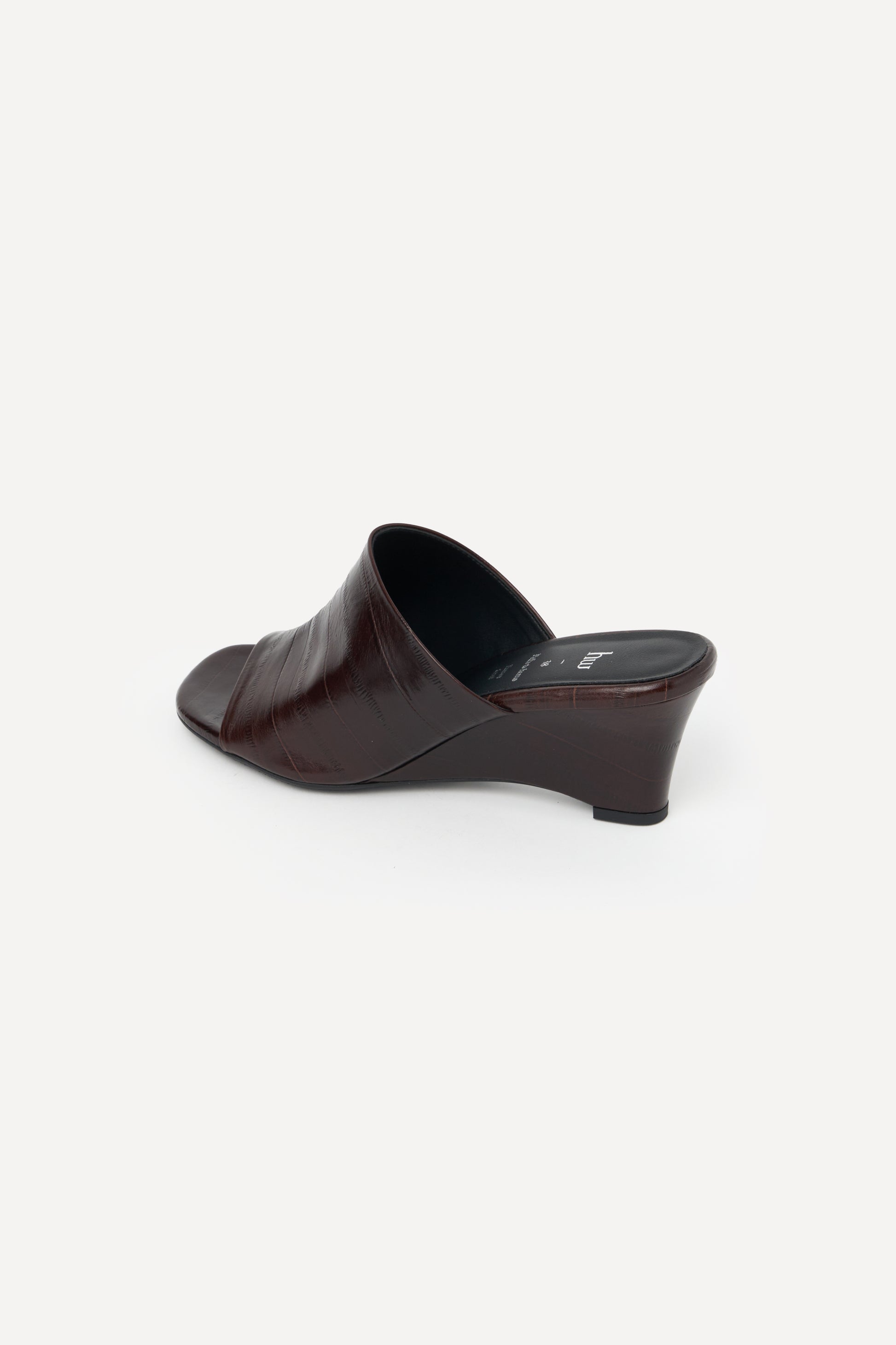 color_brown