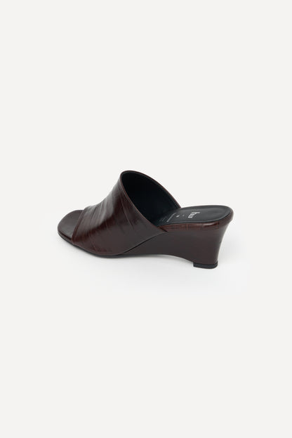 color_brown