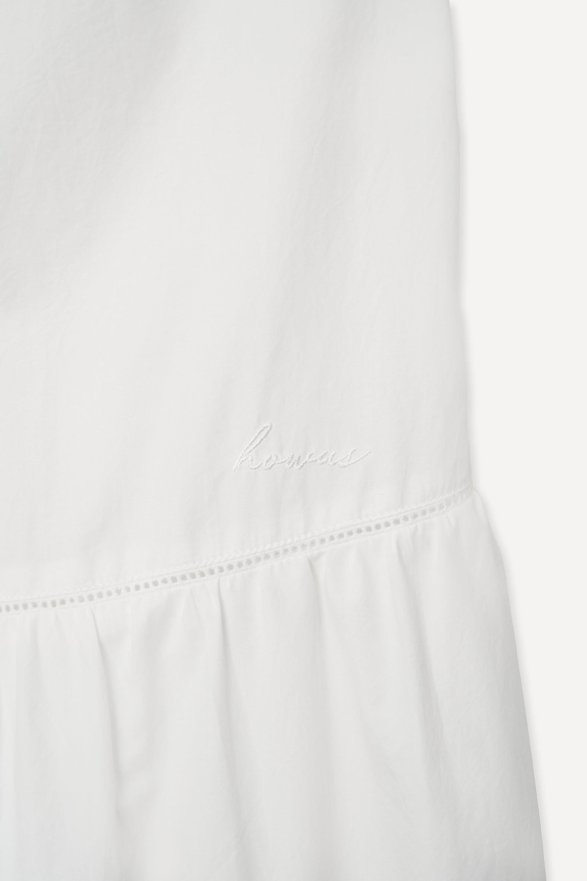 color_off_white