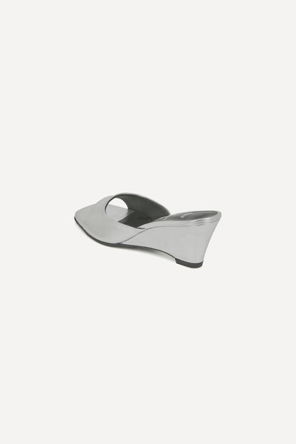 color_silver