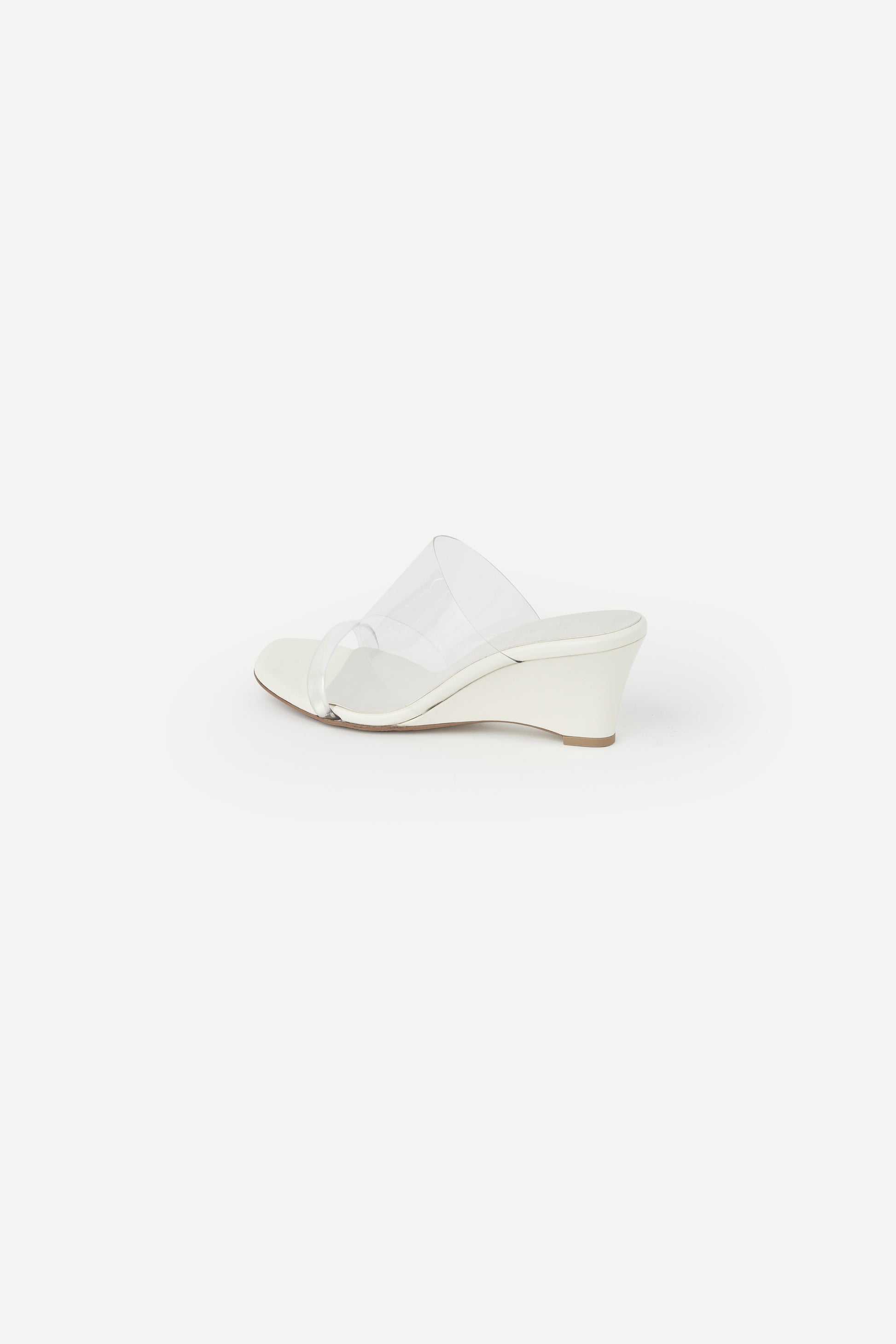 color_ivory