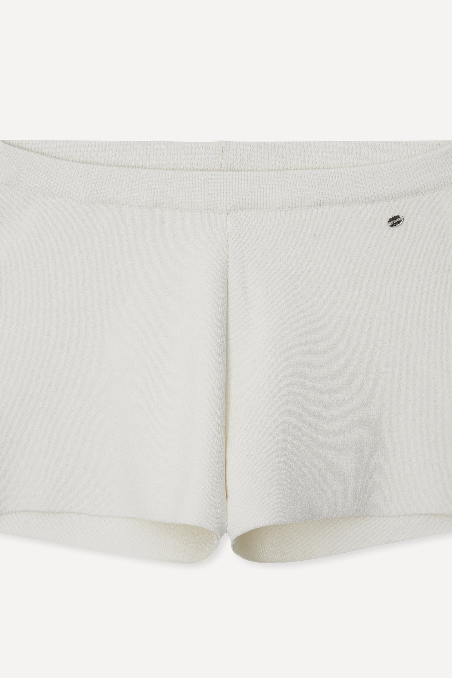 color_ivory