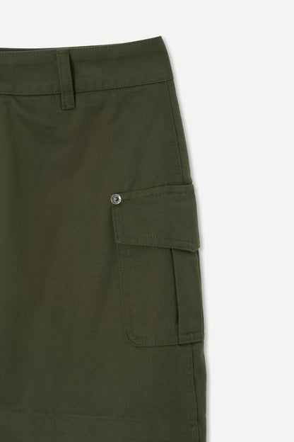 color_khaki