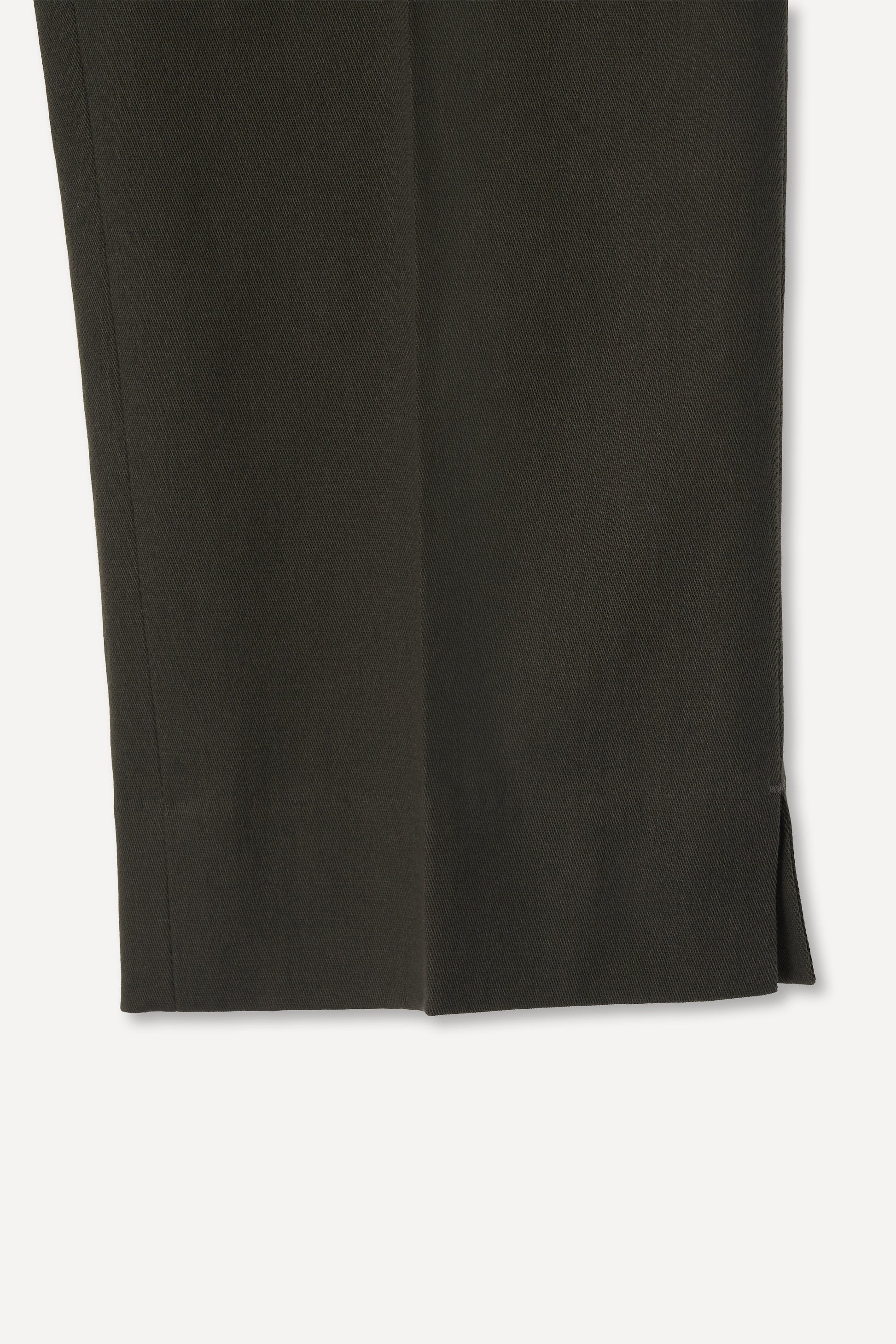 color_khaki