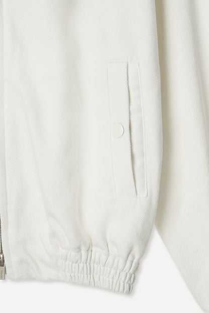 color_off_white