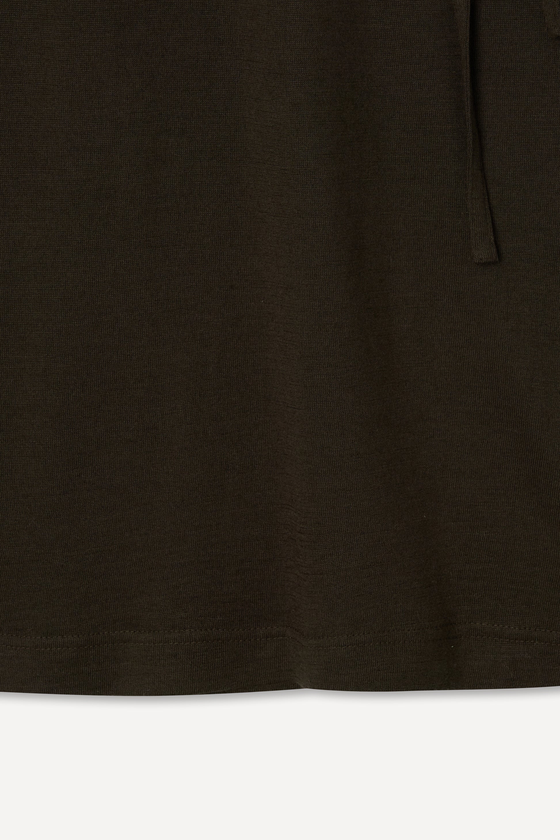 color_brown