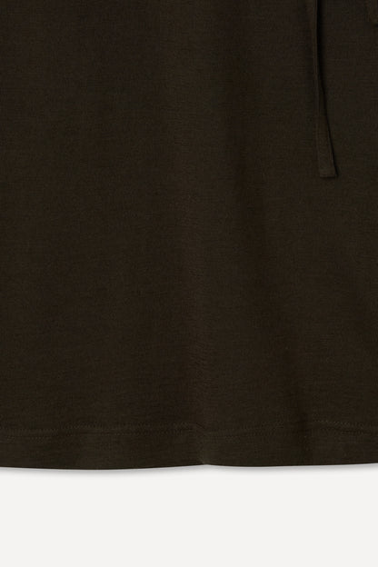 color_brown