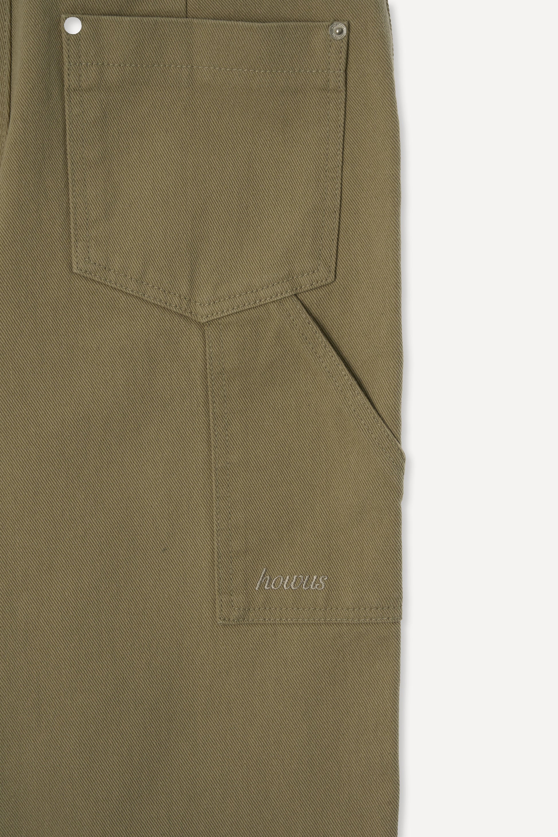 color_beige