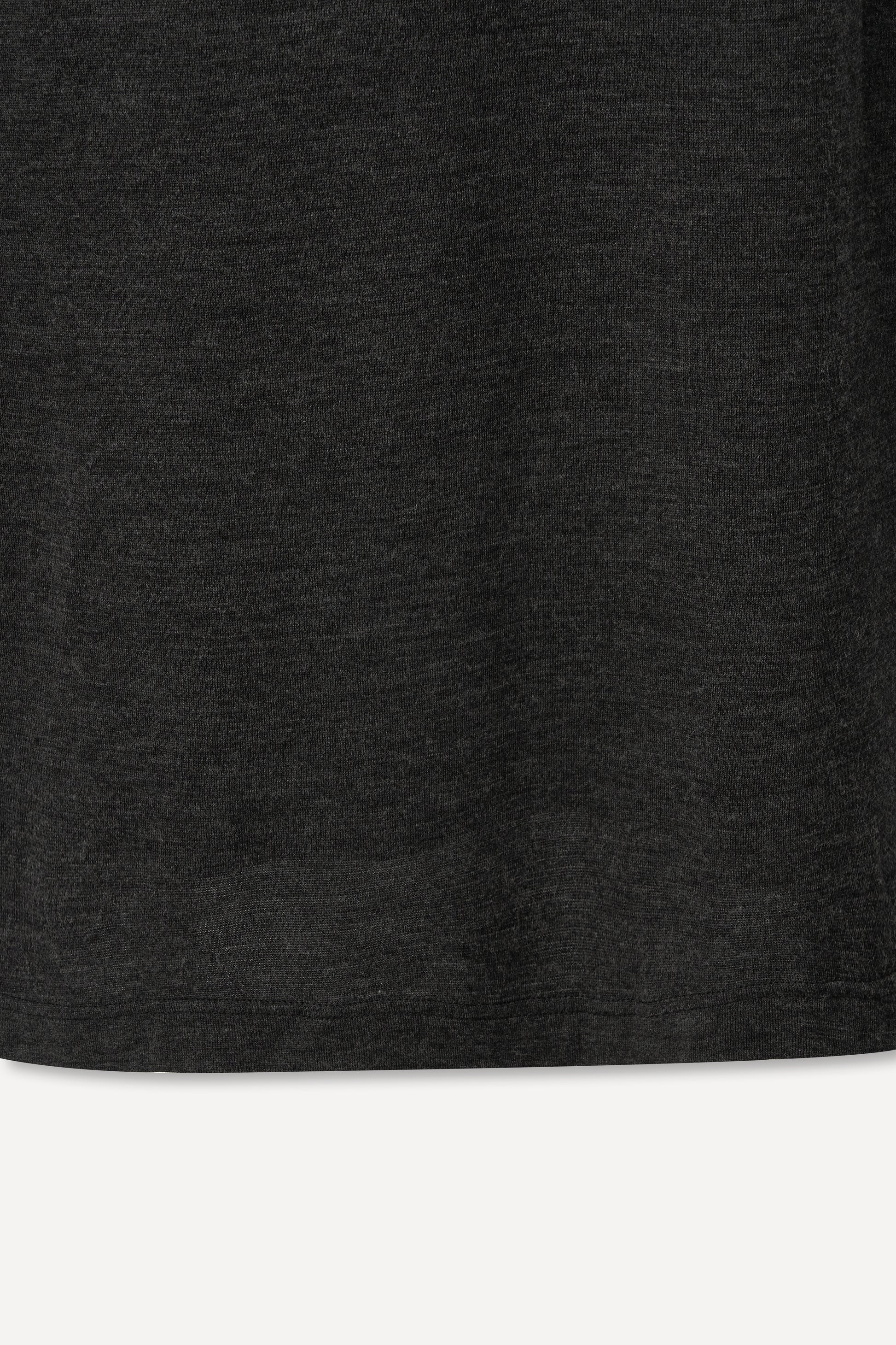 color_charcoal