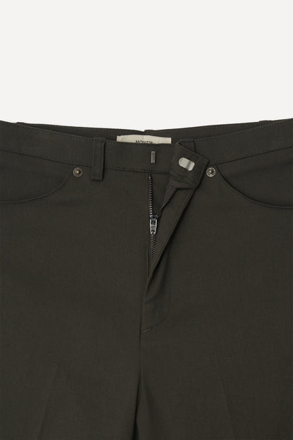 color_khaki