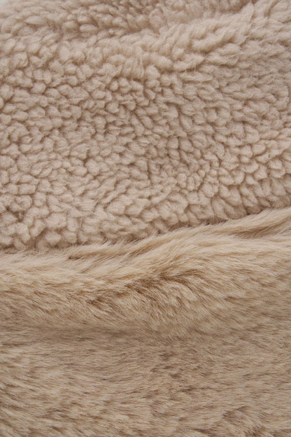 color_brown