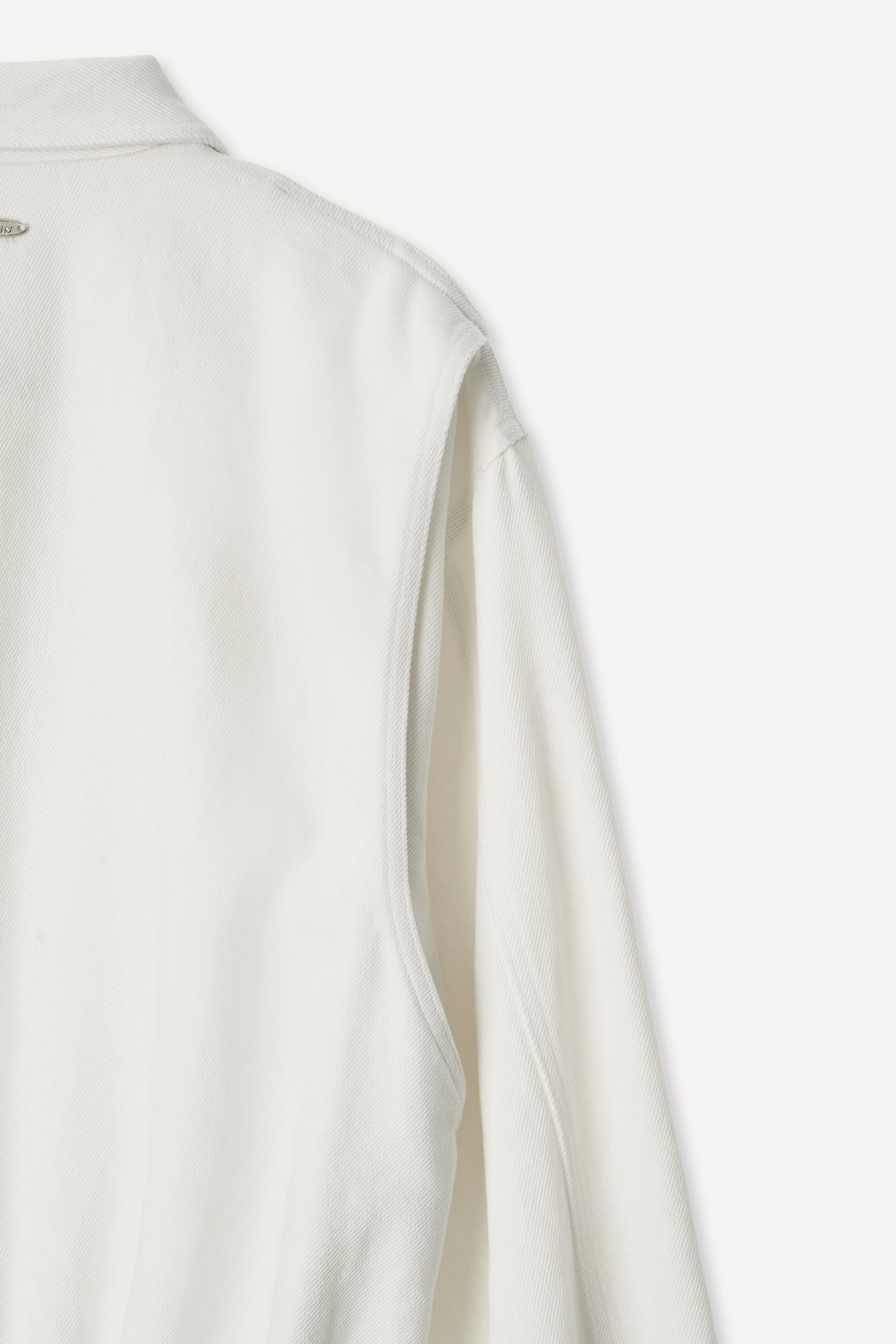 color_off_white