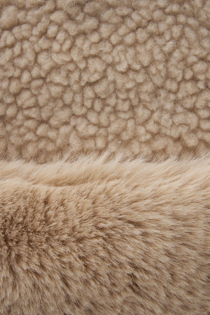 color_camel